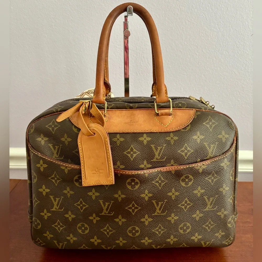 Authentic Vintage Louis Vuitton Monogram Deauville Bag, Poignant & Name Tag
